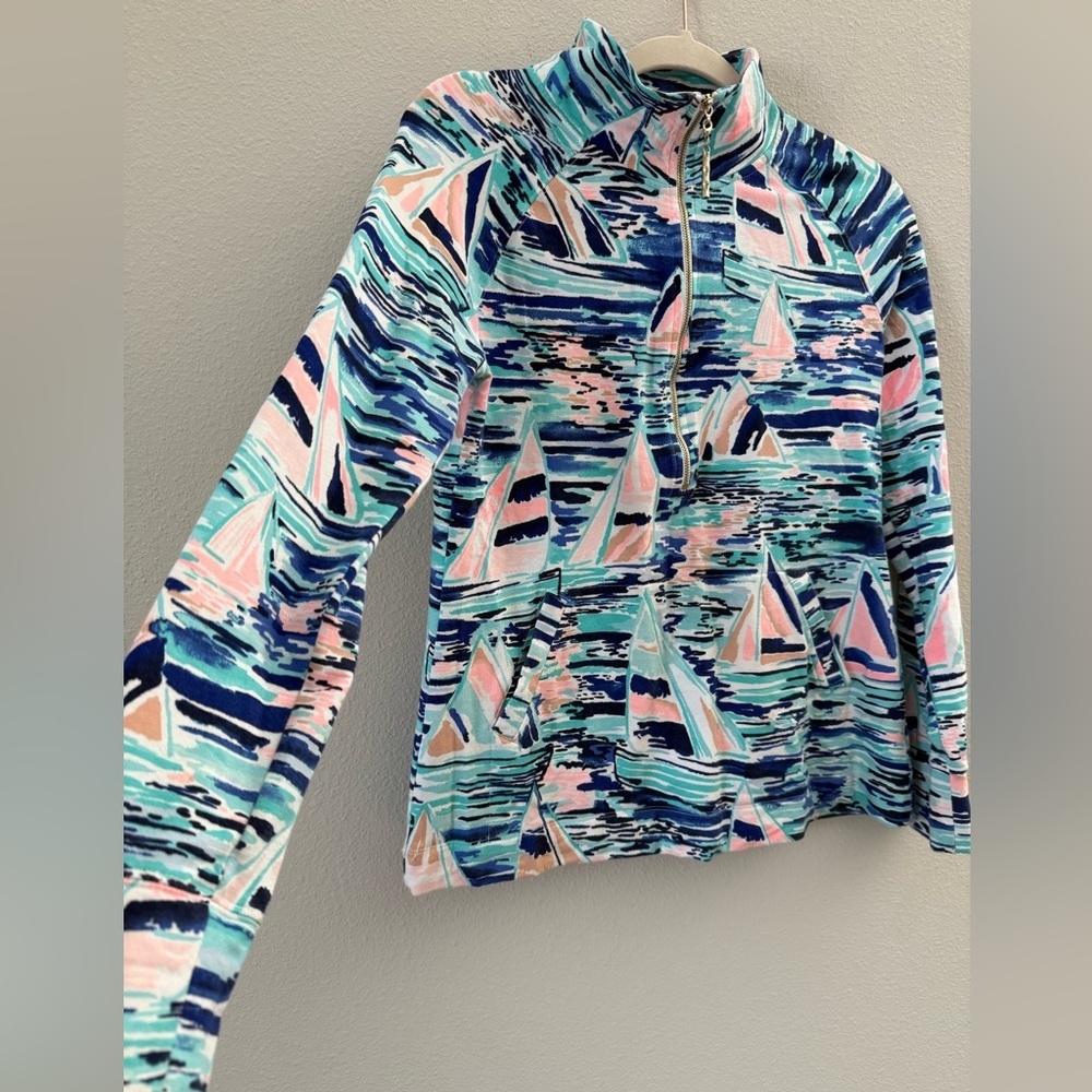 Lilly Pulitzer Skipper Popover Pier Pressure Sailboat print Quarter Zip Small - Picture 2 of 8
